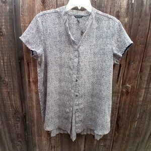DAISY FUENTES Shirt Womens Size L Black & White Button Up Plaeted Back Hi-Low